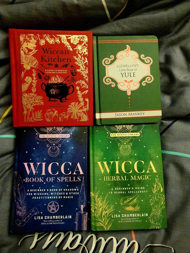 Lisa Chamberlai - Wicca Book of Spells Audiobook